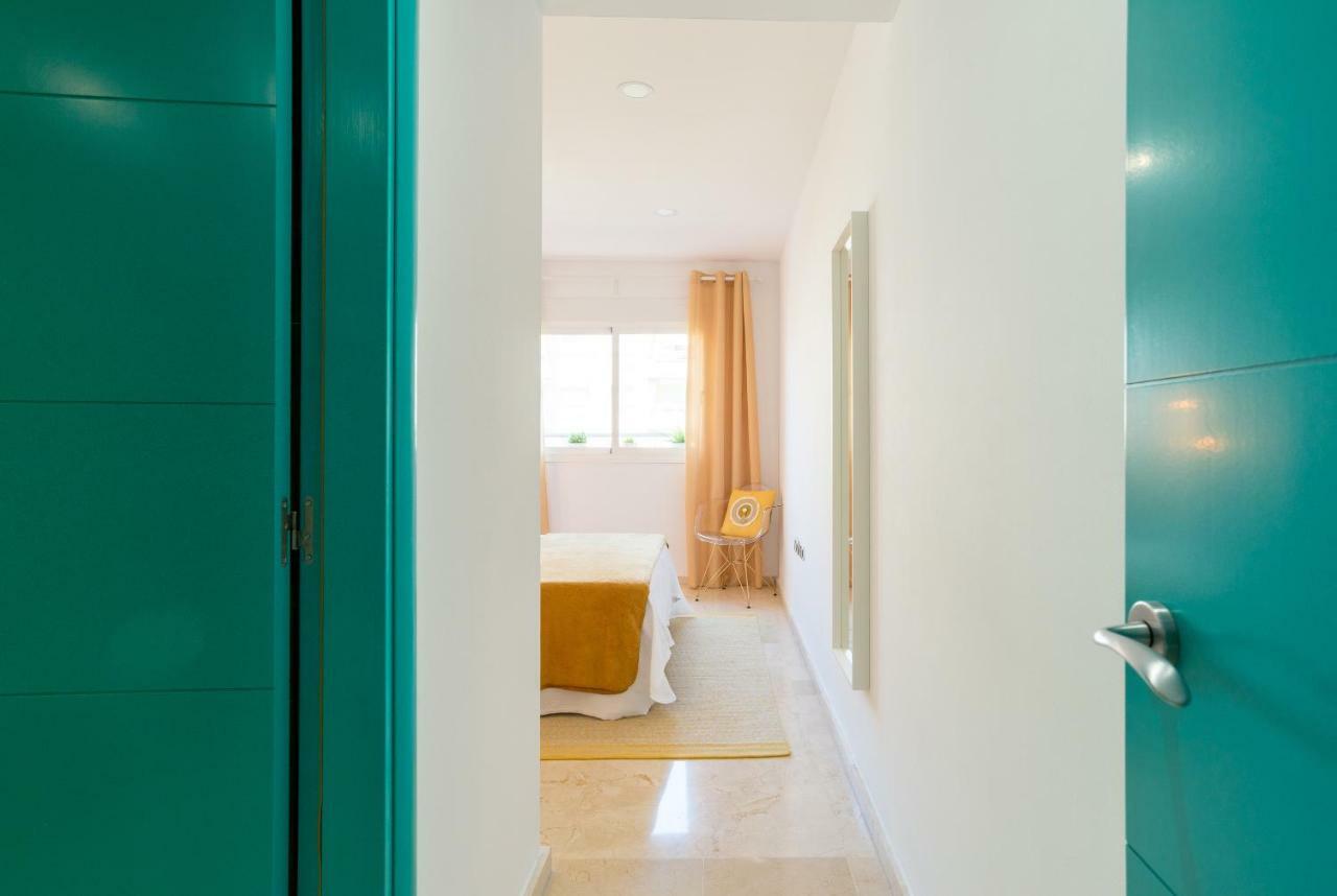 Charming On The - Pool And Parking Appartement Málaga
